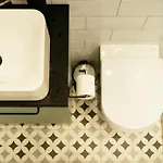 Apartamento Beautiful Modern - Cismigiu Park - Netflix Bucareste