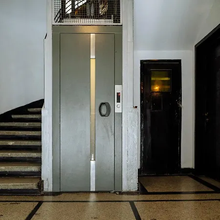 Beautiful Modern - Cismigiu Park - Netflix